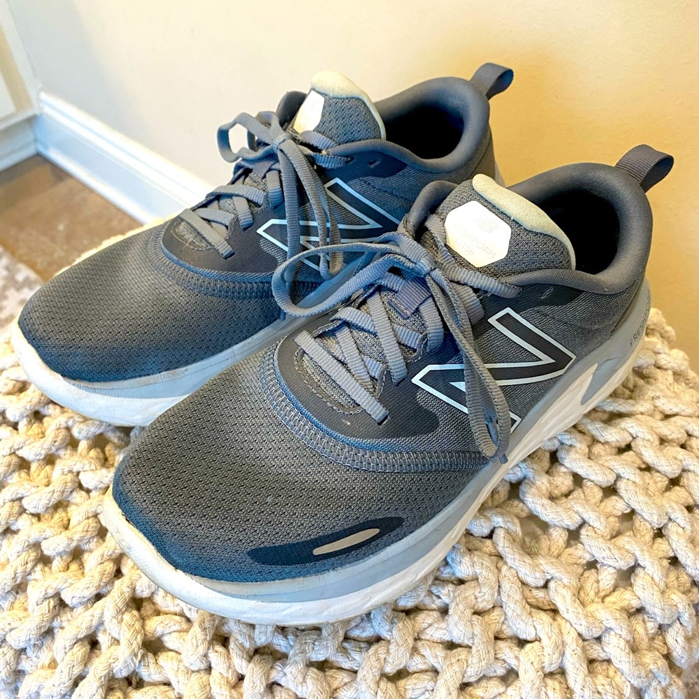 Womens New Balance Altoh Fresh Foam size 8 1/2